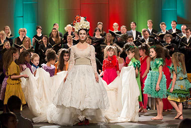 Carmina Burana, Opuseinhundert, Europa Chor Akademie, Chortheater, Anja Petersen, Sopran